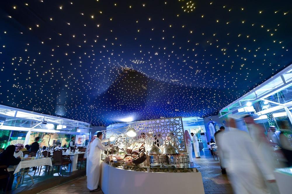 Carlton Al Moaibed Hotel Dammam Exteriér fotografie The tent
