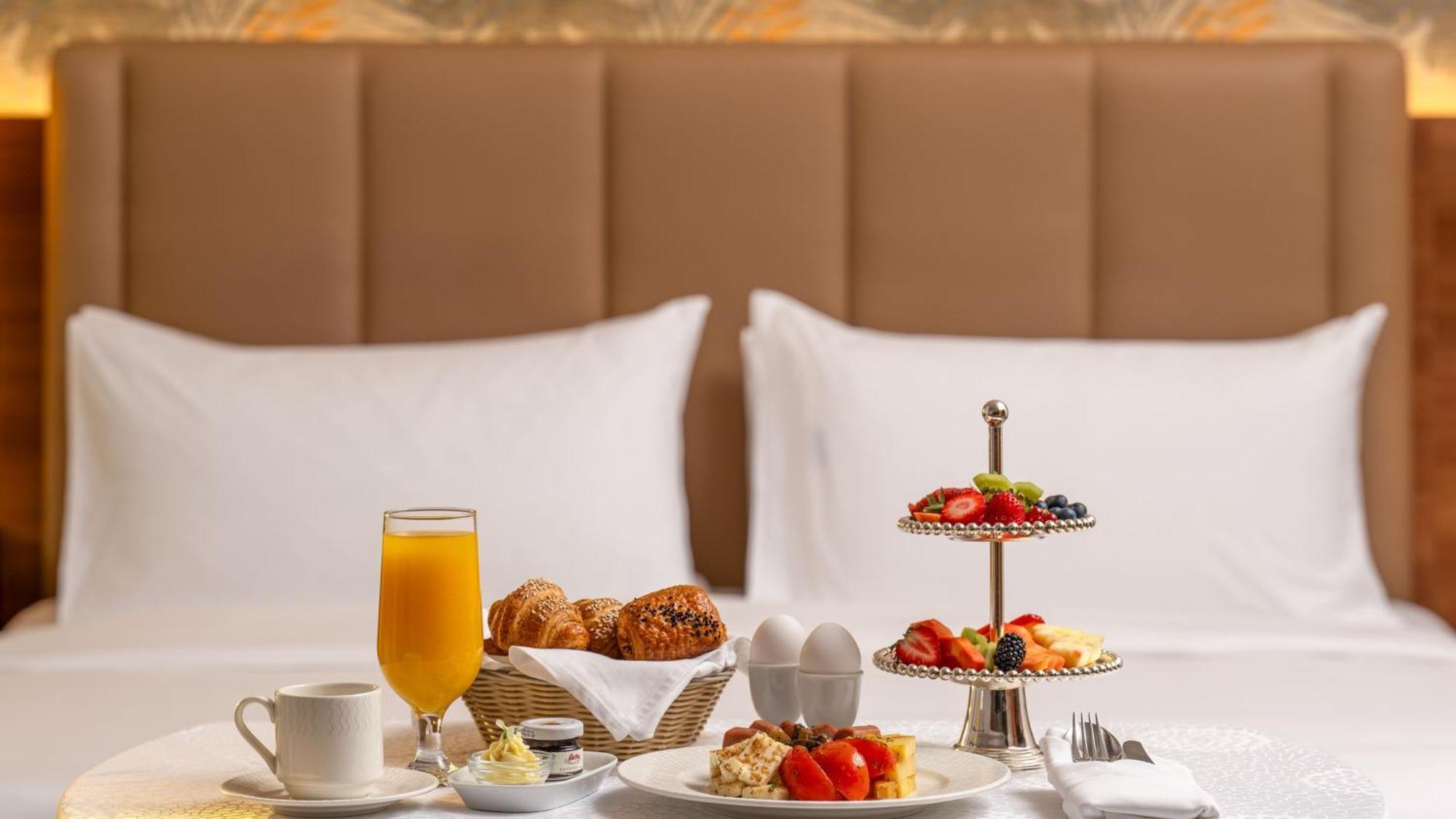 Carlton Al Moaibed Hotel Dammam Exteriér fotografie Room service