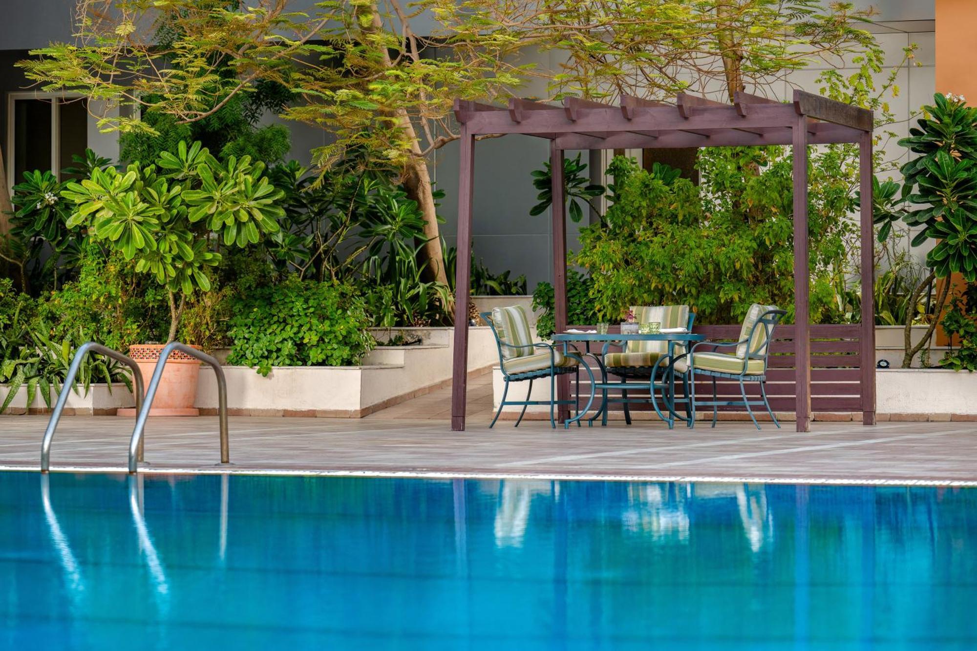 Carlton Al Moaibed Hotel Dammam Exteriér fotografie Pergola