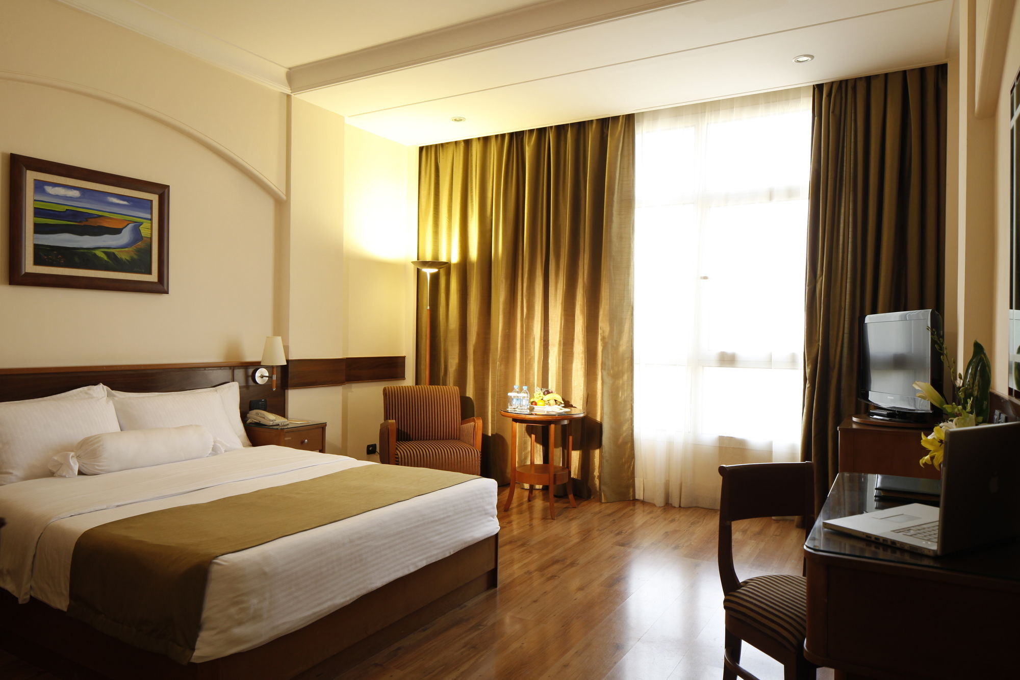 Carlton Al Moaibed Hotel Dammam Exteriér fotografie A room at the hotel